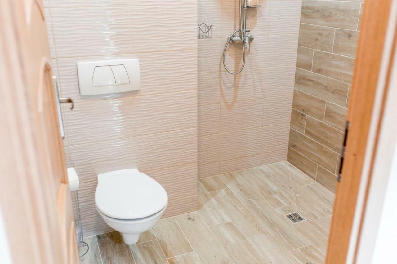 Apartament Przy Kamiennej Chacie Zalewo  Exterior photo